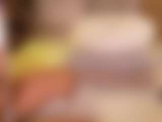 Live cam show with Sary - Double Penetration on milfzrlive.com