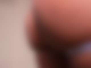 Live cam show with Sary - Fuck Machine on Soda Cam