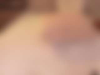Live cam show with Sary - Athletic Bedroom on Strip Flash - Live Sex Shows