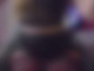 Live cam show with SellaShinee - Young Adult on chickslive.net