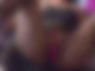 SellaShinee's Live Sex Cam Show