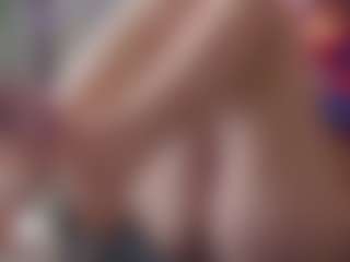 Live cam show with SellaShinee - Joi on live18s.com