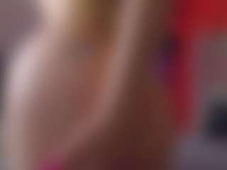 SellaShinee's Live Sex Cam Show