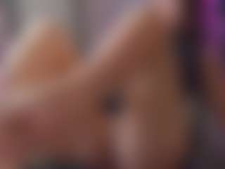 Live cam show with SellaShinee - Domination on Hubzter Live