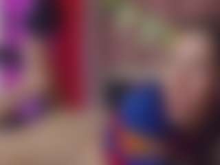 Live cam show with SellaShinee - Interactivetoy on Camsoda