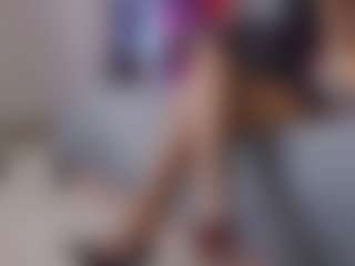 Live cam show with SellaShinee - Small Tits on Camsoda