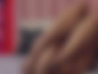 Live cam show with SellaShinee - Highheels on Hubzter Live