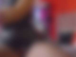 Live cam show with SellaShinee - Sph on Camsoda