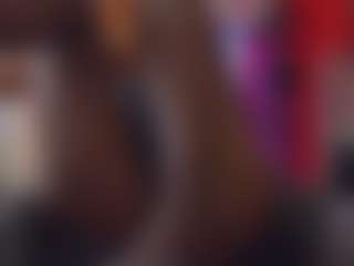 Live cam show with SellaShinee - Brown Eyes on Camsoda