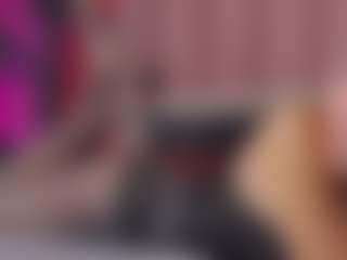 Live cam show with SellaShinee - Slave on TeamSkeetLive