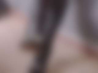 SellaShinee's Live Sex Cam Show
