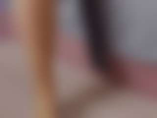 Live cam show with SellaShinee - Slave on Ass Tok