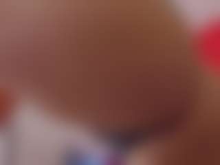 Live cam show with SellaShinee - Roleplay on Camming Site