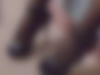 SellaShinee's Live Sex Cam Show