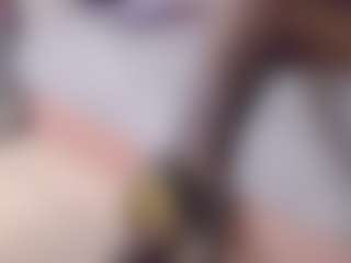 Live cam show with SellaShinee - Slave on Gym Cam Girls