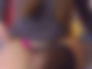 Live cam show with SellaShinee - Joi on Livezox