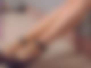 Spettacolo in cam dal vivo con SellaShinee - Latex su Camsoda