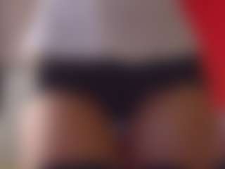 Live cam show with SellaShinee - Slave on SpankPalCams