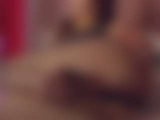 Live cam show with SellaShinee - Highheels on CamwithHer