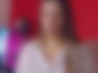 Live cam show with SellaShinee - Erotic Dance on live.xheat.ai