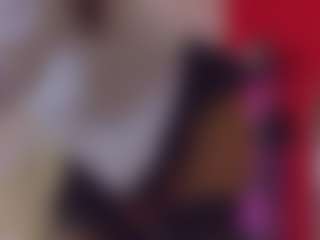Live cam show with SellaShinee - Pornstar Skinny on Camsoda
