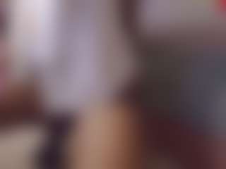 Live cam show with SellaShinee - Interactivetoy Granny on live.xheat.ai
