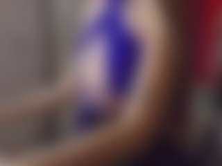 Live cam show with SellaShinee - Interactivetoy on Camming Site