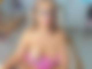 Live cam show with KarenHotMilf - Dildo on TastyBlacksLive