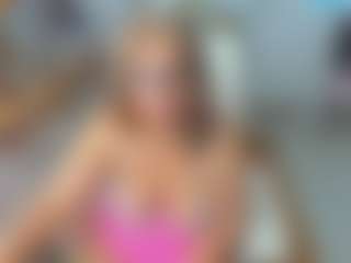 Live cam show with KarenHotMilf - Mature on pussylord.com