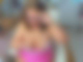 KarenHotMilf's Live Sex Cam Show