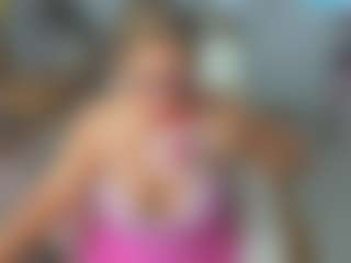 Live cam show with KarenHotMilf - Granny on Camsoda
