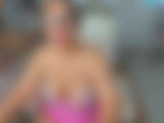 Live cam show with KarenHotMilf - Granny on Chatstar
