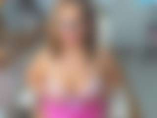 Live cam show with KarenHotMilf - Bedroom Mature on Dare Cams