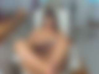 Live cam show with KarenHotMilf - Dildo Or Vibrator Granny on pussylord.com