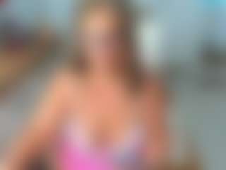 KarenHotMilf's Live Sex Cam Show