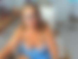 KarenHotMilf's Live Sex Cam Show
