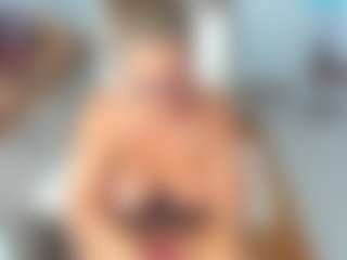 KarenHotMilf's Live Sex Cam Show