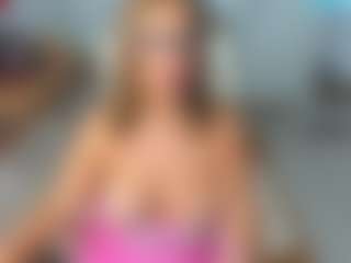 Live cam show with KarenHotMilf - Hairy Pussy on Camsoda