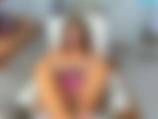 KarenHotMilf's Live Sex Cam Show