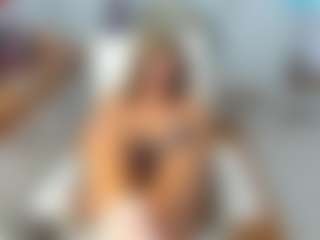 KarenHotMilf's Live Sex Cam Show