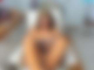 KarenHotMilf's Live Sex Cam Show
