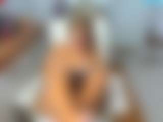 KarenHotMilf's Live Sex Cam Show