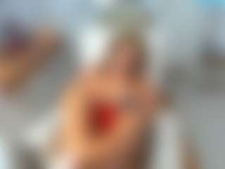 KarenHotMilf MILF webcam performer live streaming