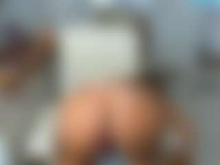KarenHotMilf's Live Sex Cam Show