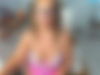 KarenHotMilf's Live Sex Cam Show