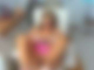 KarenHotMilf's Live Sex Cam Show