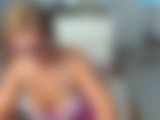 KarenHotMilf MILF webcam performer live streaming