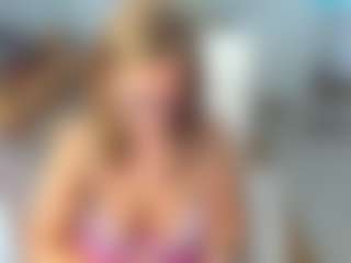 KarenHotMilf's Live Sex Cam Show