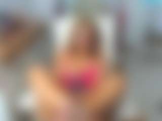 Live cam show with KarenHotMilf - Fingering MILF on sexylive.show