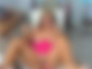 KarenHotMilf's Live Sex Cam Show